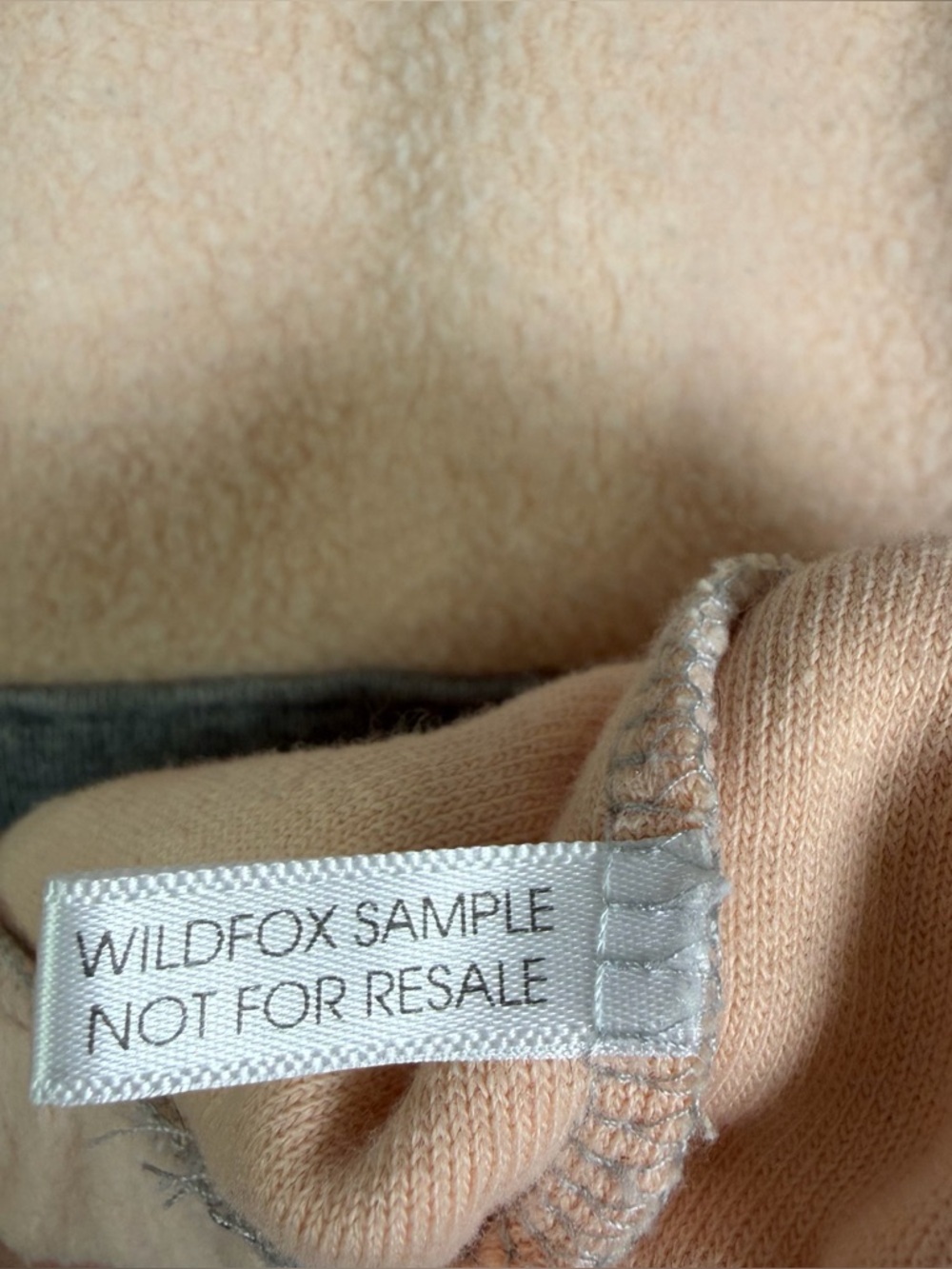 WILDFOX Women’s Quarter Zip Pullover Fleece Colorblock Sweatshirt LA Made Sz S - Picture 7 of 7
